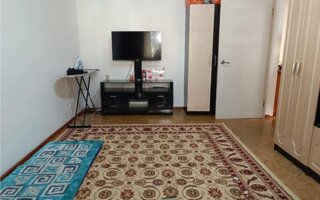 Продажа 1-комнатной квартиры, 37 м²