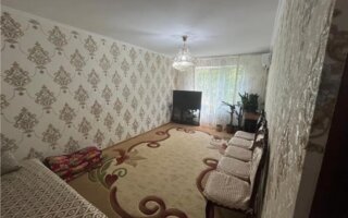 Продажа 4-комнатной квартиры, 85 м²