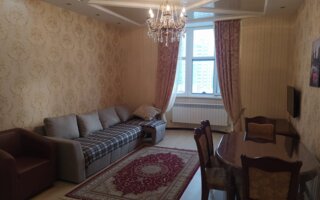 Продажа 2-комнатной квартиры, 65.6 м²