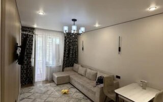 Продажа 3-комнатной квартиры, 54 м²