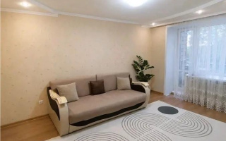 Продажа 4-комнатной квартиры, 83 м²
