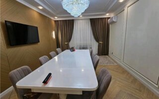 Продажа 2-комнатной квартиры, 56 м²