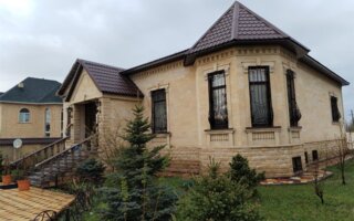 Продажа 8-комнатного дома, 400 м²