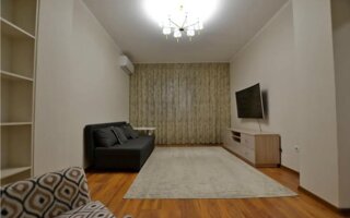 Продажа 4-комнатной квартиры, 107 м²