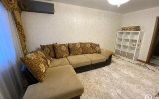 Продажа 2-комнатной квартиры, 58 м²