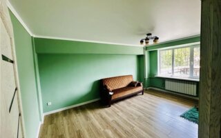 Продажа 4-комнатной квартиры, 95 м²