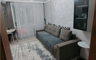 Продажа 3-комнатной квартиры, 57 м²