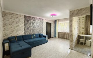 Продажа 2-комнатной квартиры, 44.4 м²
