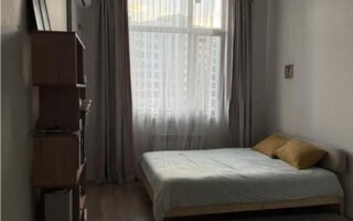 Продажа 1-комнатной квартиры, 42 м²