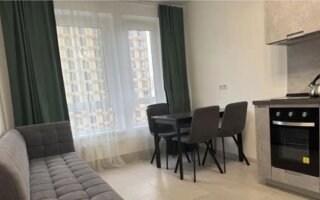 Продажа 1-комнатной квартиры, 37 м²
