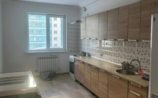Аренда 4-комнатной квартиры, 94 м²
