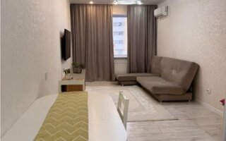 Продажа 2-комнатной квартиры, 68.1 м²
