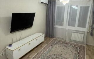 Продажа 1-комнатной квартиры, 37 м²