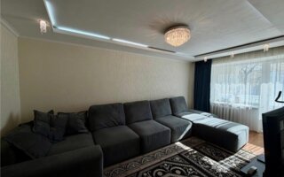 Продажа 3-комнатной квартиры, 59 м²