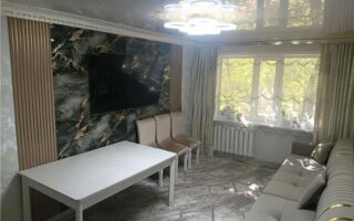 Продажа 3-комнатной квартиры, 56 м²