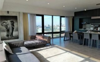Продажа 3-комнатной квартиры, 109.8 м²