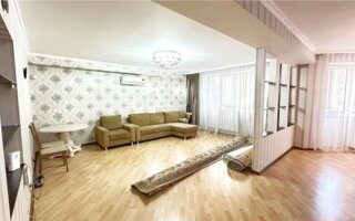 Продажа 4-комнатной квартиры, 140 м²