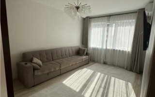 Продажа 3-комнатной квартиры, 76.8 м²