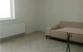 Продажа 1-комнатной квартиры, 42 м²