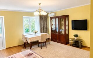 Продажа 4-комнатной квартиры, 120 м²