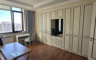 Продажа 4-комнатной квартиры, 167 м²