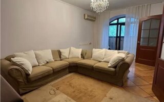 Продажа 4-комнатной квартиры, 130 м²