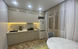 Продажа 1-комнатной квартиры, 52.5 м²