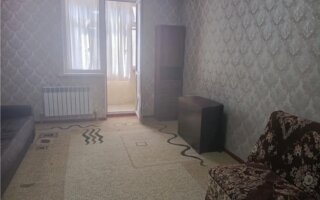 Продажа 1-комнатной квартиры, 42 м²