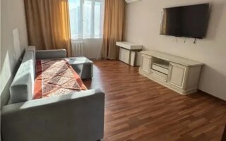 Продажа 1-комнатной квартиры, 50.5 м²