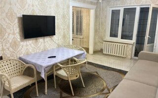 Продажа 3-комнатной квартиры, 63.3 м²