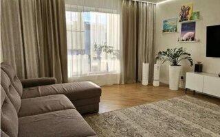 Продажа 4-комнатной квартиры, 119.3 м²
