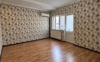 Продажа 3-комнатной квартиры, 63.5 м²