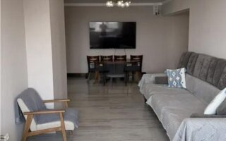 Продажа 4-комнатной квартиры, 130 м²