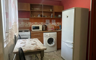 Аренда 1-комнатной квартиры посуточно, 33 м², ул. Кабанбай Батыра, дом  82 - Аренда квартир помесячно в Казахстане