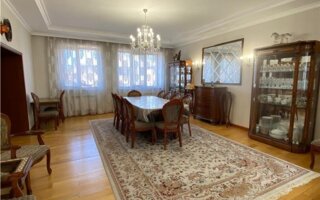 Продажа 7-комнатного дома, 461.1 м²