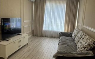 Продажа 4-комнатной квартиры, 100 м²