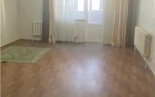 Продажа 2-комнатной квартиры, 67.6 м²