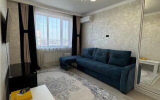 Продажа 1-комнатной квартиры, 38 м²