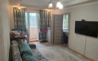 Продажа 3-комнатной квартиры, 58 м²