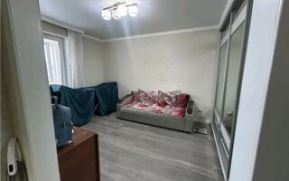 Продажа 1-комнатной квартиры, 33 м²