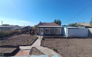 Продажа 4-комнатного дома, 68 м²