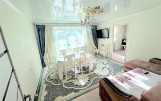 Продажа 3-комнатной квартиры, 55 м²
