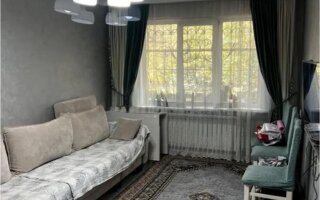 Продажа 4-комнатной квартиры, 74.5 м²