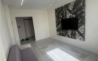 Продажа 1-комнатной квартиры, 39.8 м²