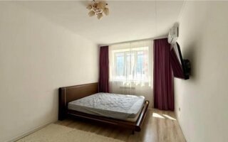 Продажа 1-комнатной квартиры, 38 м²