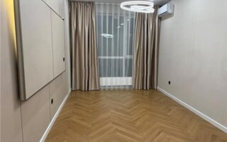 Продажа 1-комнатной квартиры, 42.24 м²