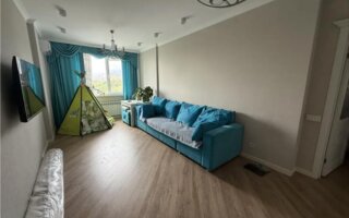 Продажа 3-комнатной квартиры, 96 м²