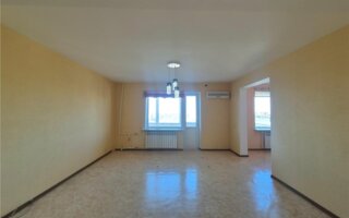 Продажа 4-комнатной квартиры, 108 м²