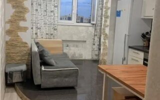 Продажа 1-комнатной квартиры, 48 м²