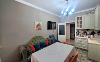 Продажа 2-комнатной квартиры, 78 м²